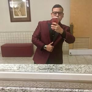 Meet your Posher, Luis